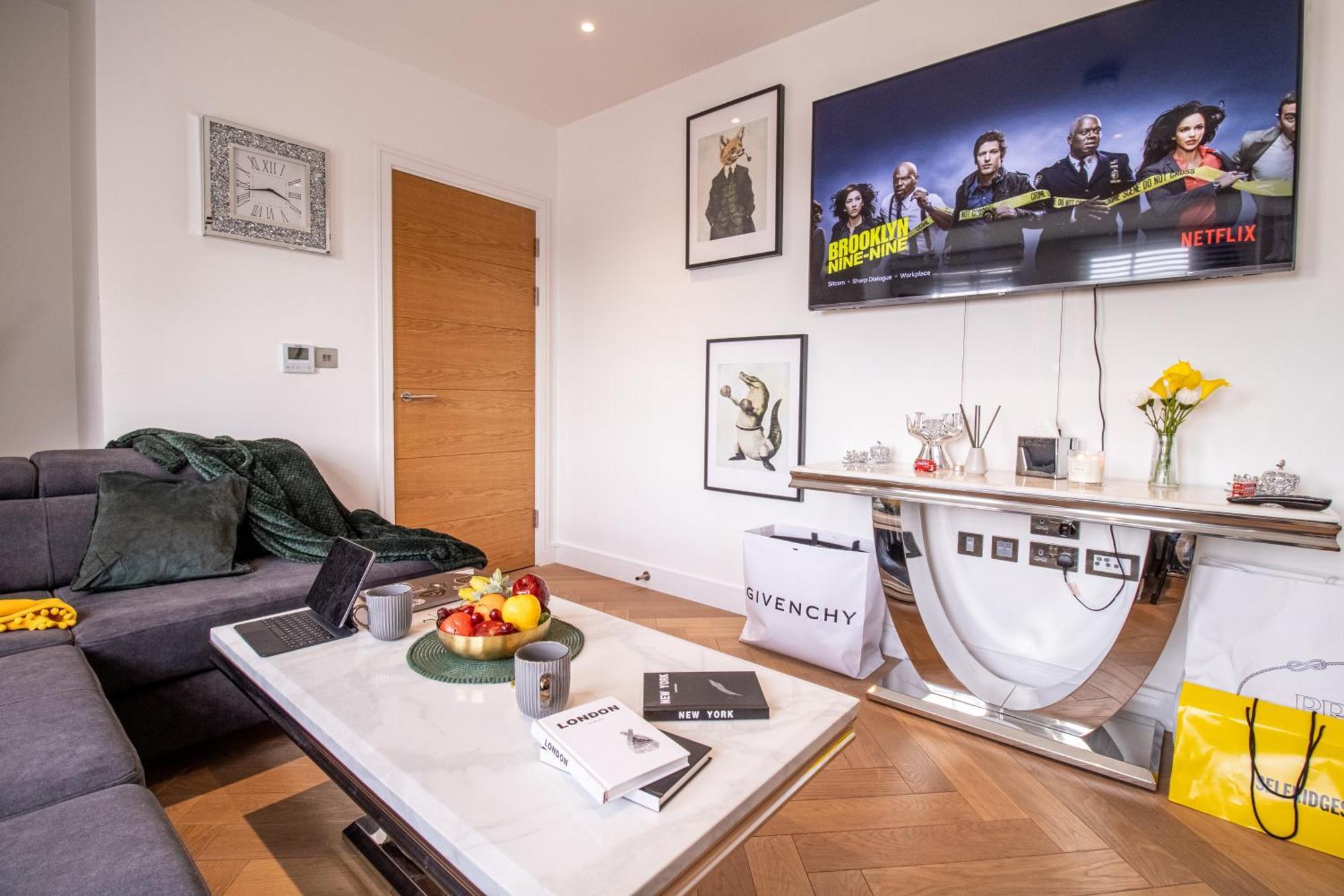Luxurious 1-Bedroom Penthouse In Marble Arch 71 Londres Exterior foto