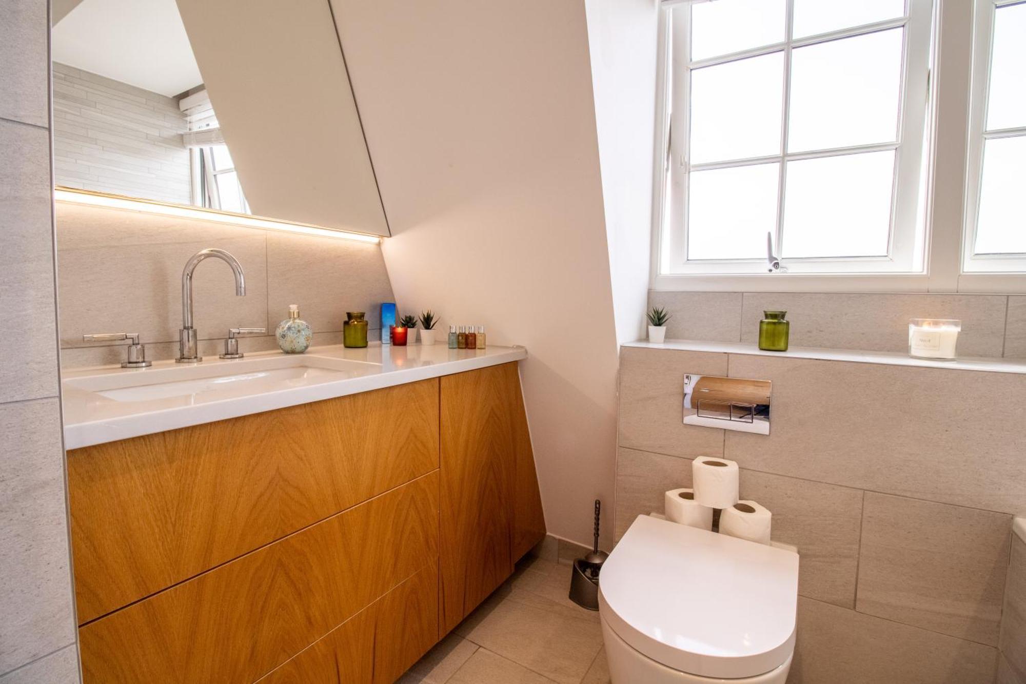 Luxurious 1-Bedroom Penthouse In Marble Arch 71 Londres Exterior foto