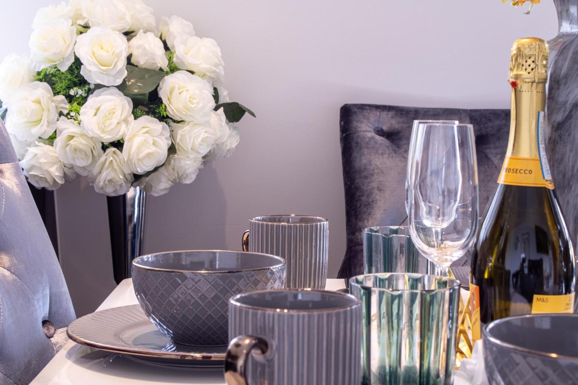 Luxurious 1-Bedroom Penthouse In Marble Arch 71 Londres Exterior foto